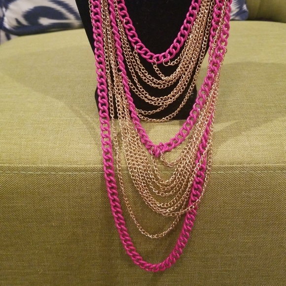 Pink necklace - Picture 3 of 4